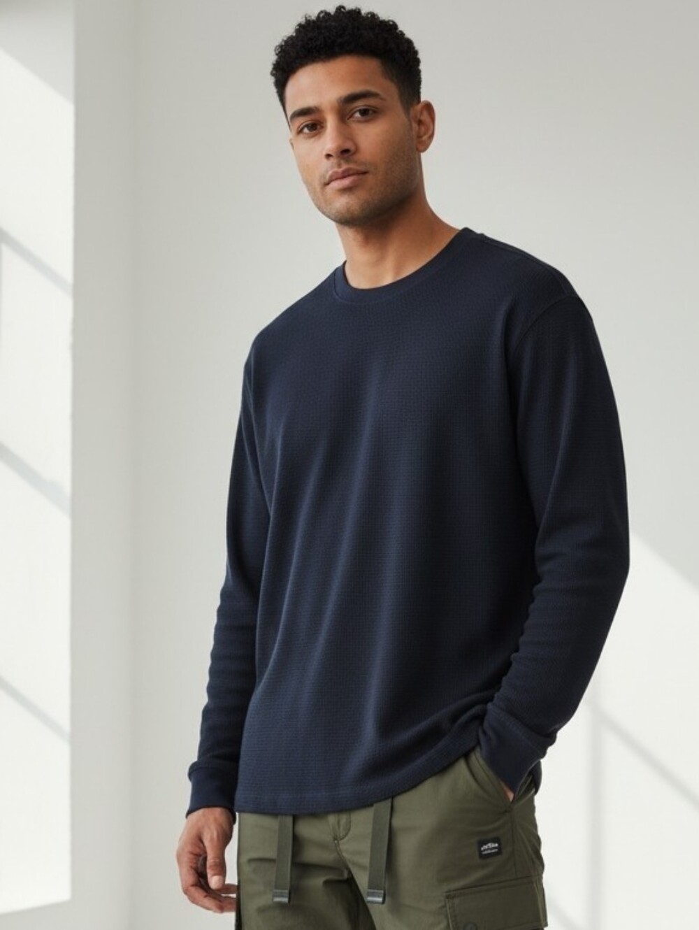 Eddie Bauer Thermal Waffle Knit Crewneck Sweater Navy Blue Men's Size L